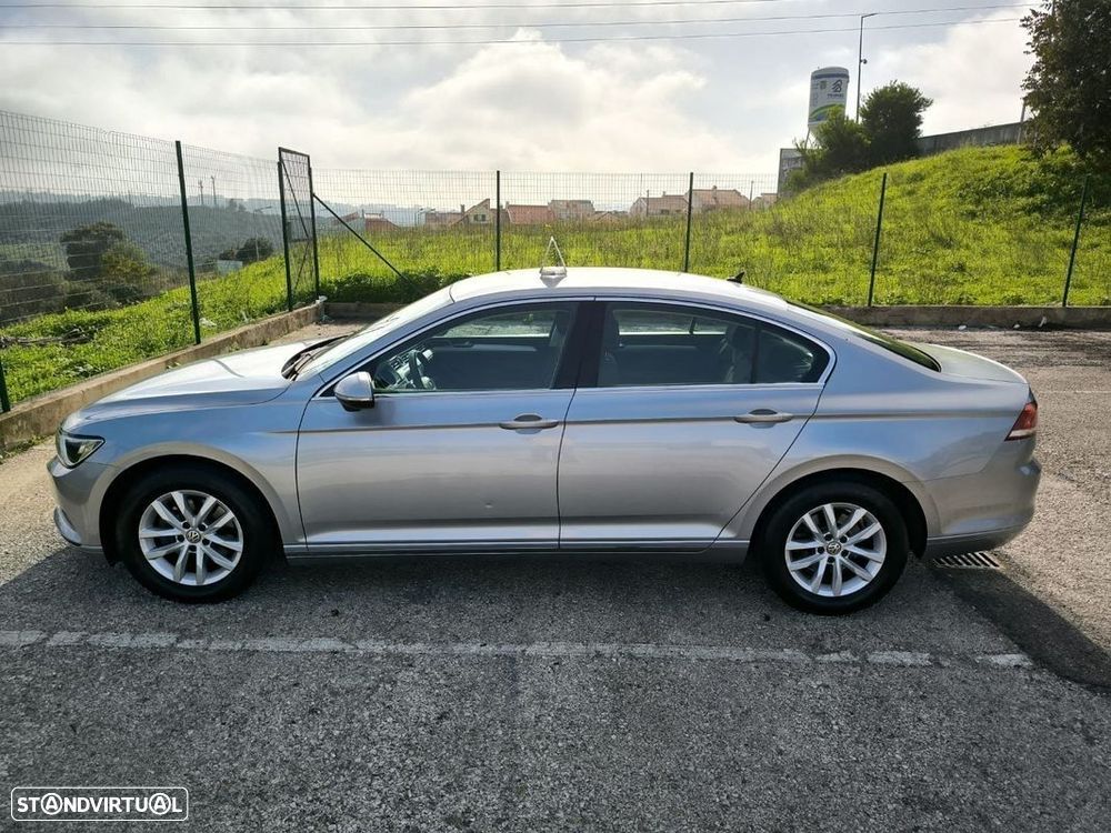 VW Passat 2.0 TDI Business P.DSG - 19