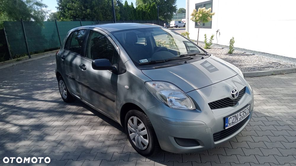 Toyota Yaris 1.0 Terra A/C - 3