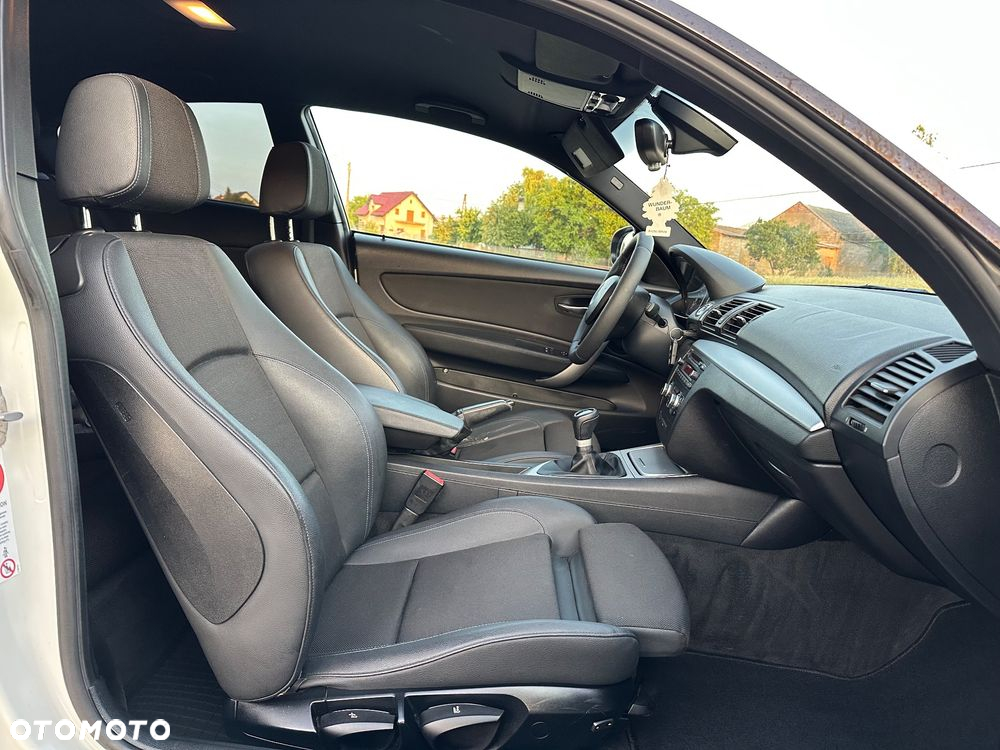 BMW Seria 1 118d Sport Line - 18