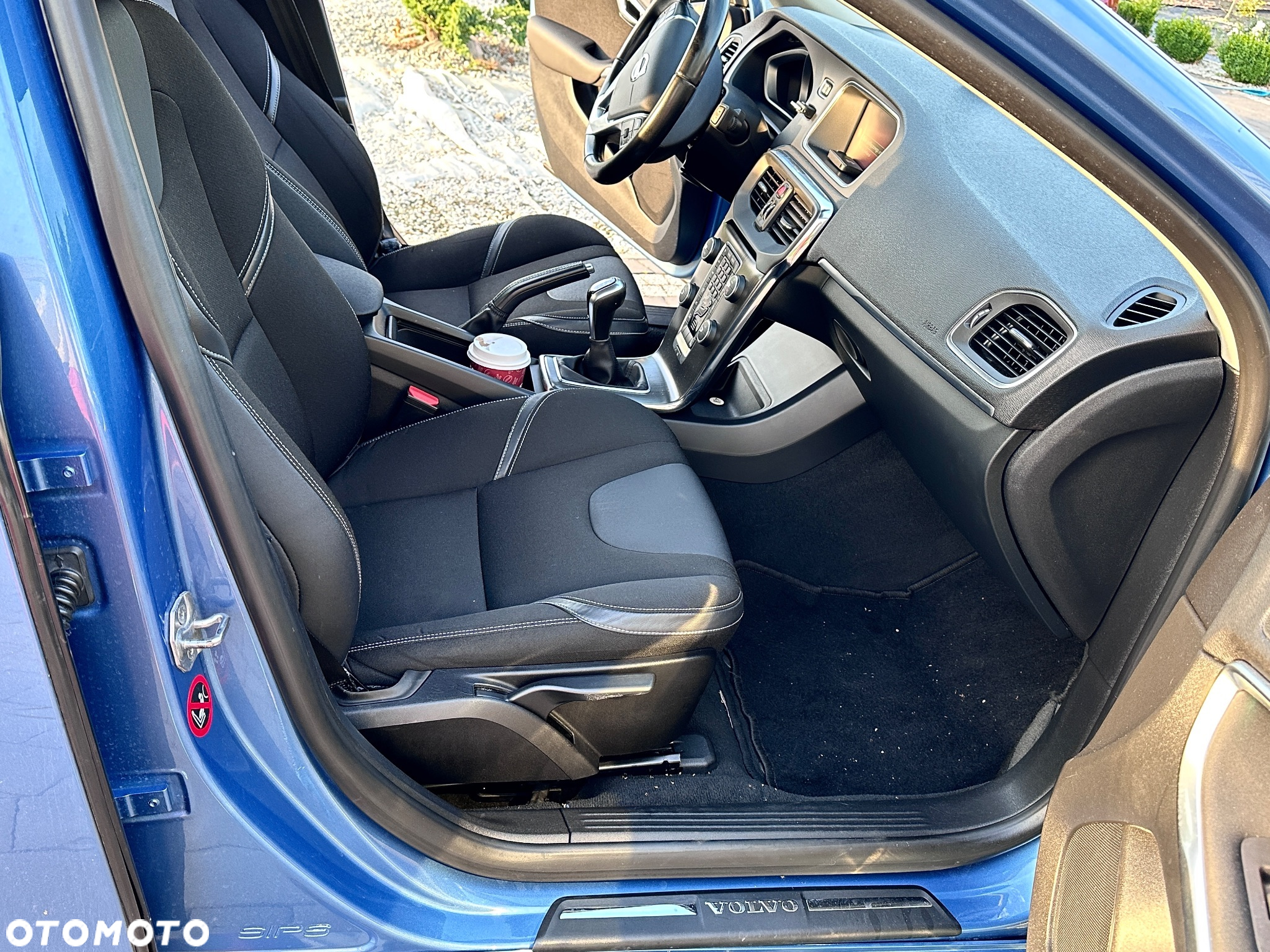 Volvo V40 D2 Momentum - 6