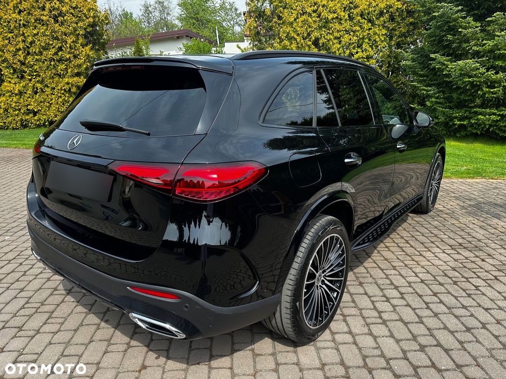 Mercedes-Benz GLC - 11
