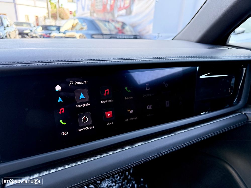 Porsche Panamera 4 E-Hybrid - 22