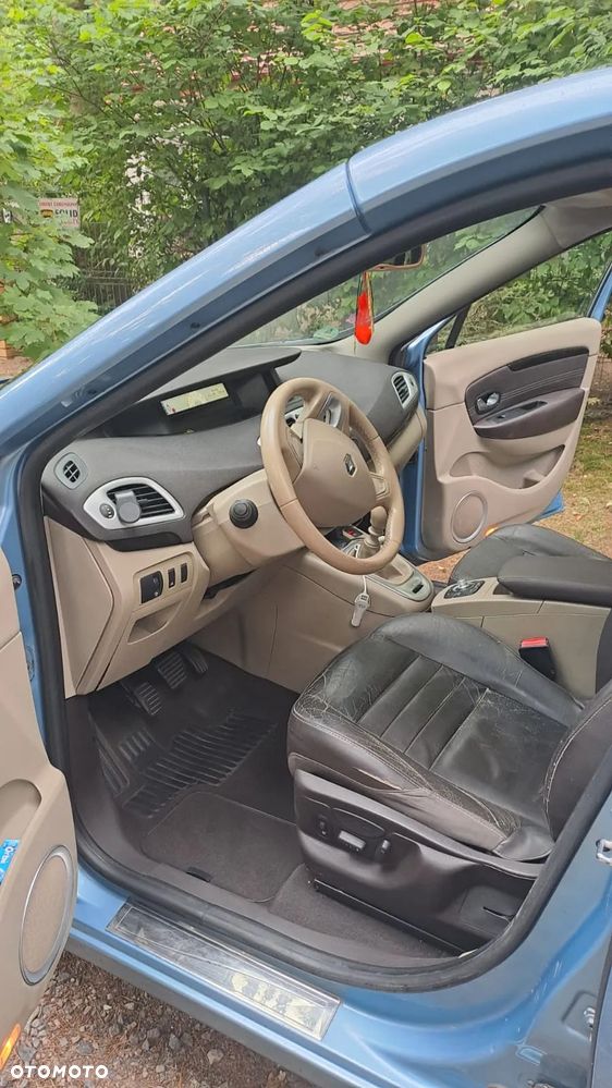 Renault Scenic 2.0 dCi Privilege - 16