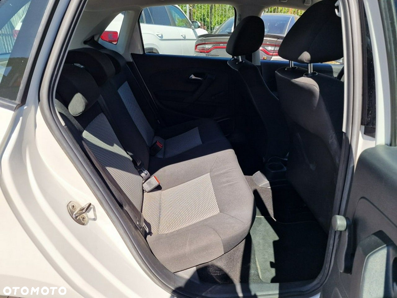 Volkswagen Polo 1.6 TDI DPF Highline - 28