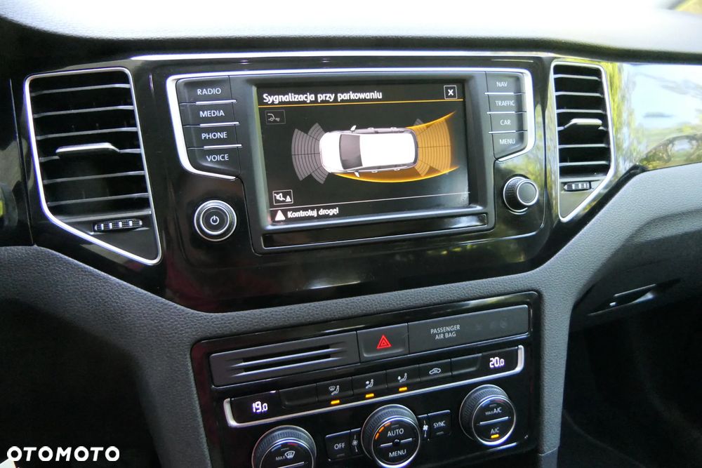 Volkswagen Golf Sportsvan SV 1.6 TDI BMT Highline - 26