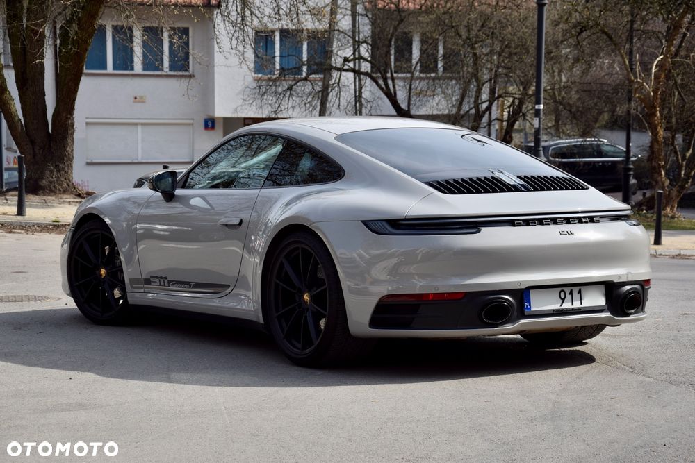 Porsche 911 Carrera T PDK - 7