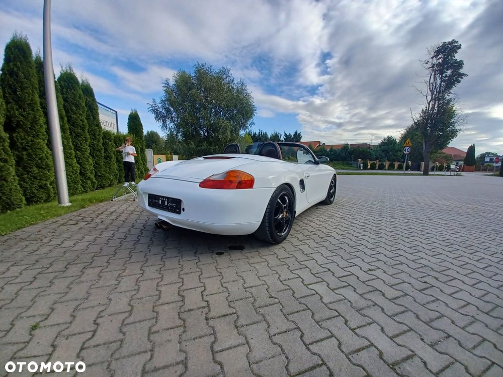 Porsche Boxster - 11