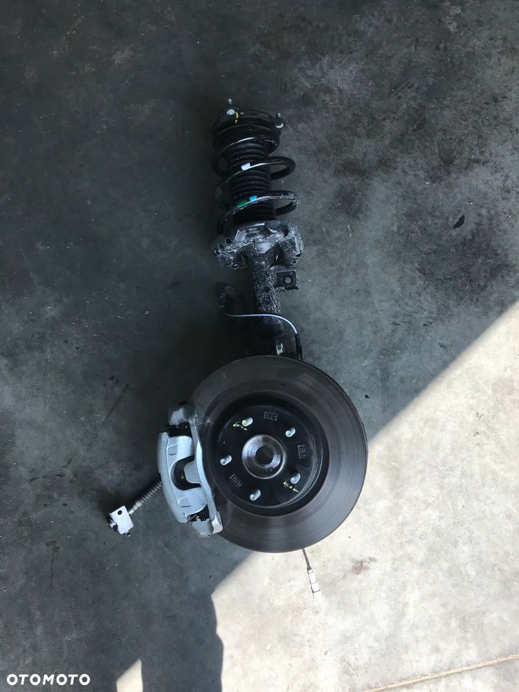 Zwrotnica Mcpherson lewy Kia XCeed 1.6 LIFT 23R - 1
