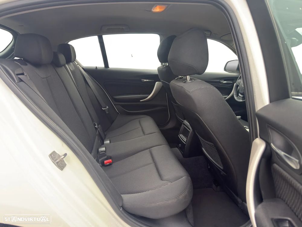 BMW 116 d EDynamics Advantage - 16