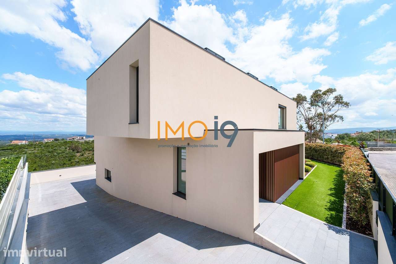 Moradia T3 de Luxo com Vista Panorâmica para os Castelos de Ourém –... - Grande imagem: 5/60