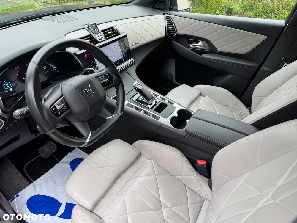 DS Automobiles DS 7 Crossback 1.6 E-Tense Bastille + - 9