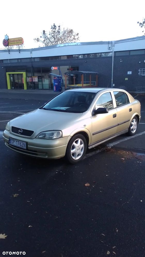 Opel Astra - 1