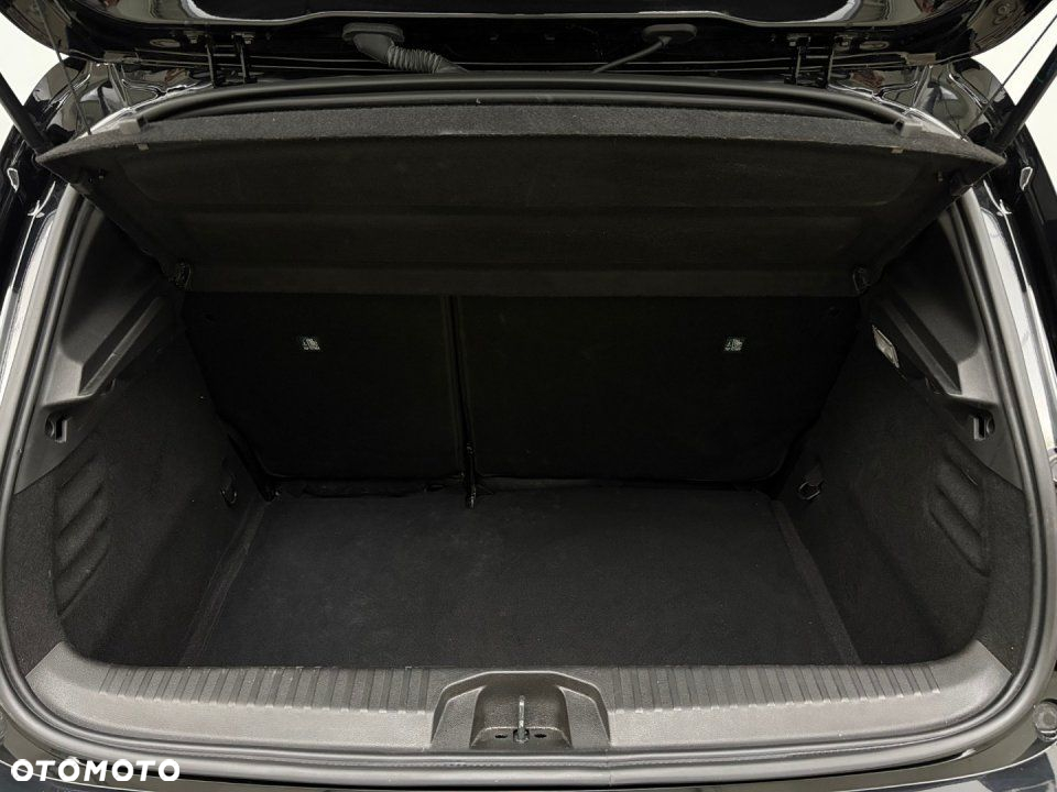 Renault Clio - 18