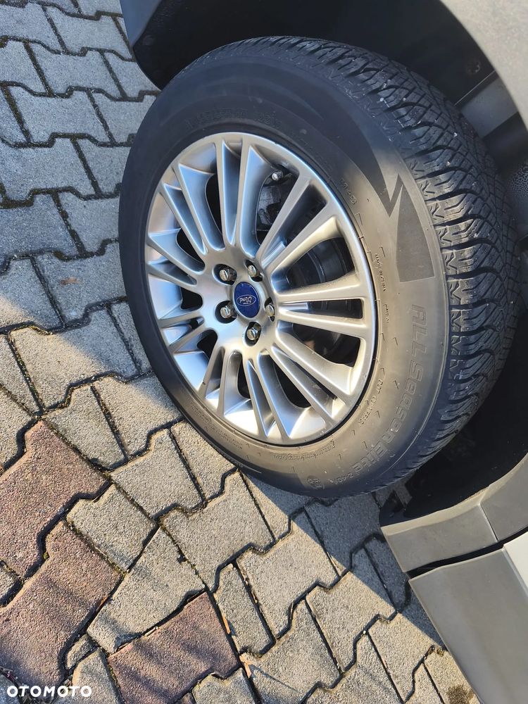 Ford Kuga 2.0 TDCi 4x4 Individual - 18