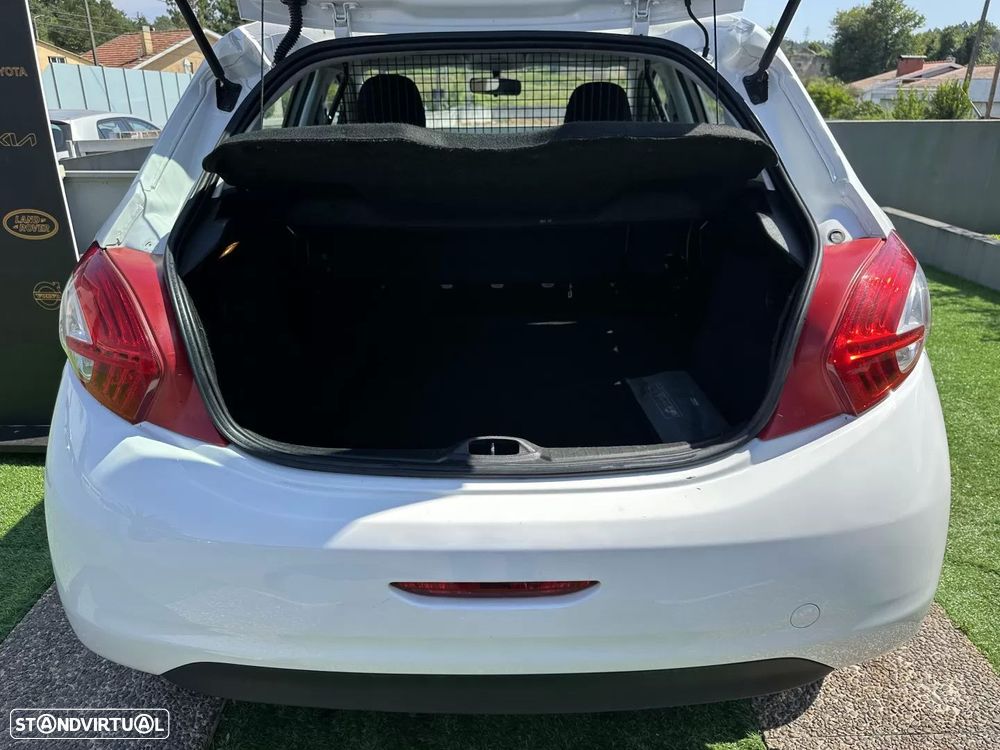 Peugeot 208 hdi active - 39