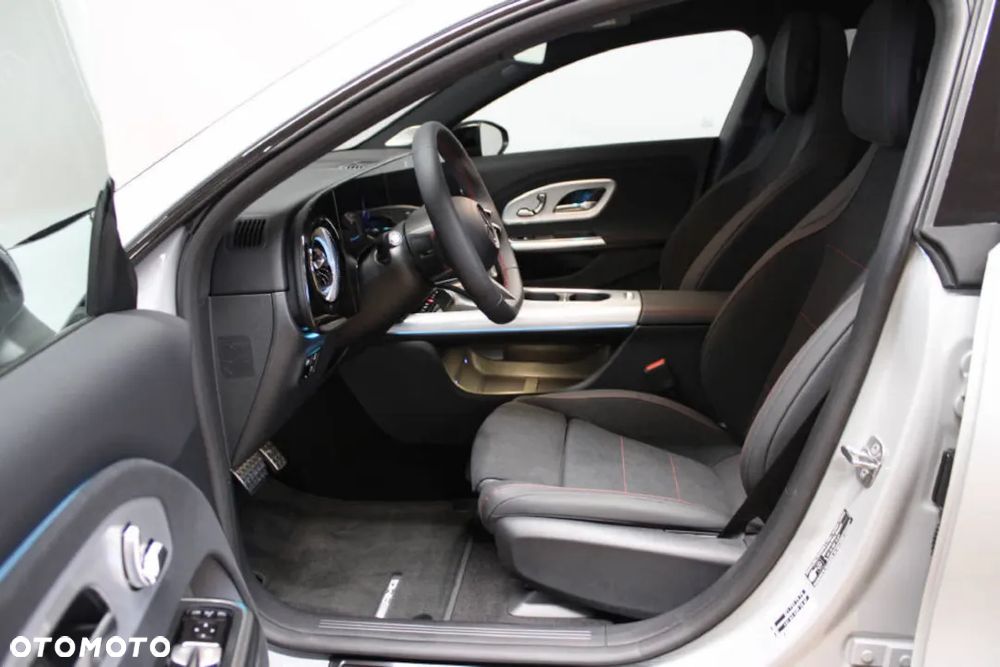 Mercedes-Benz CLA 200 mHEV 8G-DCT - 10