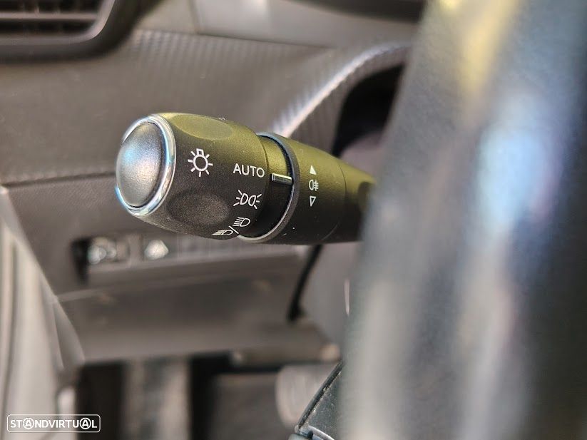 Peugeot 208 1.5 BlueHDi Allure - 12