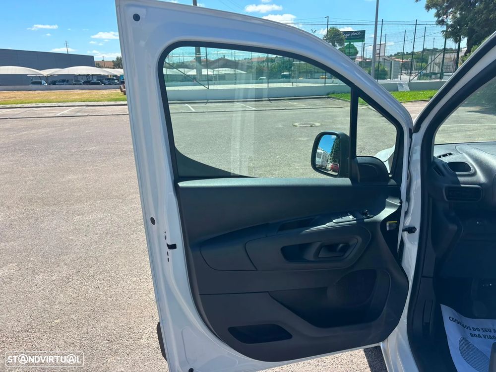 Toyota PROACE CITY L2-H2 - AC / LONGA / IVA DEDUTIVEL - 21