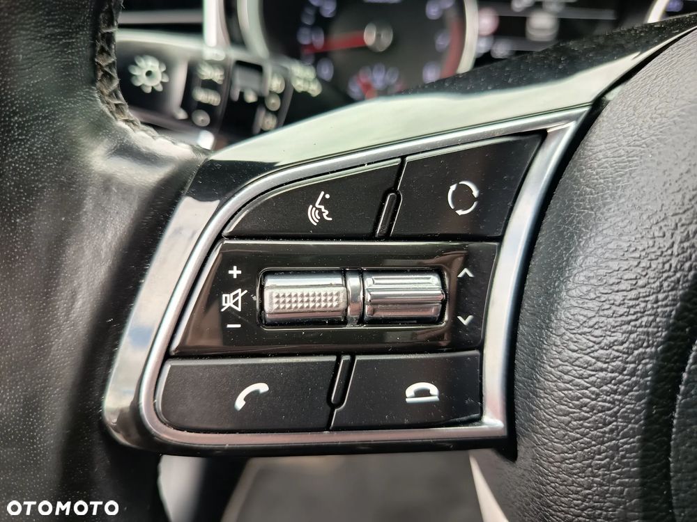 Kia Ceed 1.4 T-GDI DCT OPF Spirit - 25