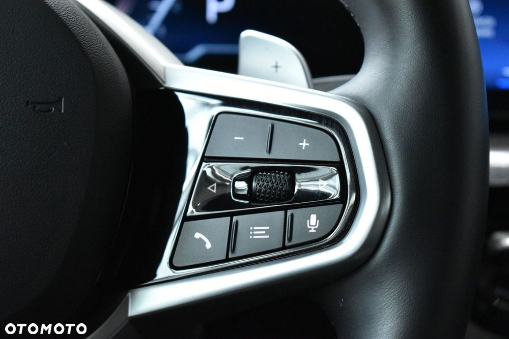 BMW Seria 3 - 16