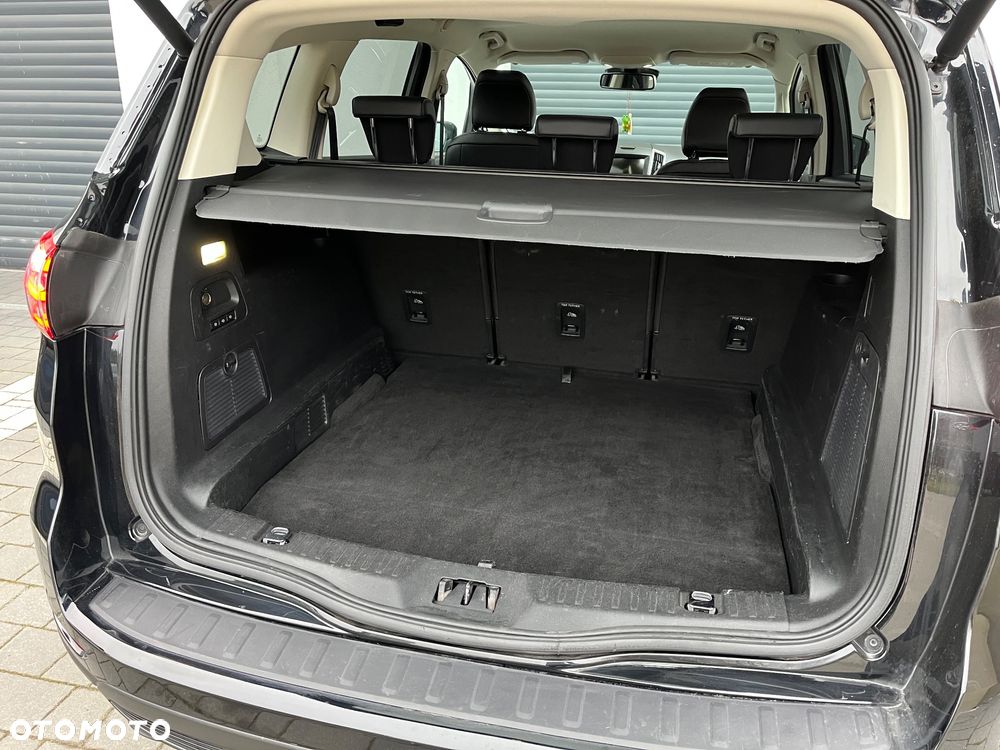 Ford S-Max 2.0 TDCi Titanium PowerShift - 15