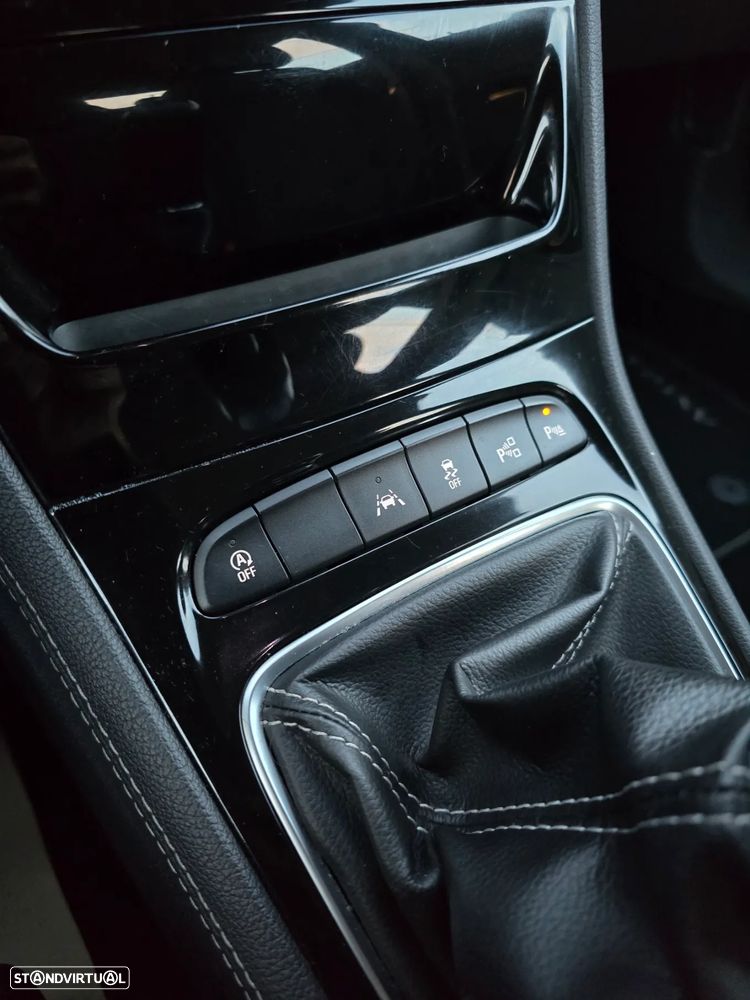 Opel Astra 1.6 CDTI Dynamic Sport S/S - 26