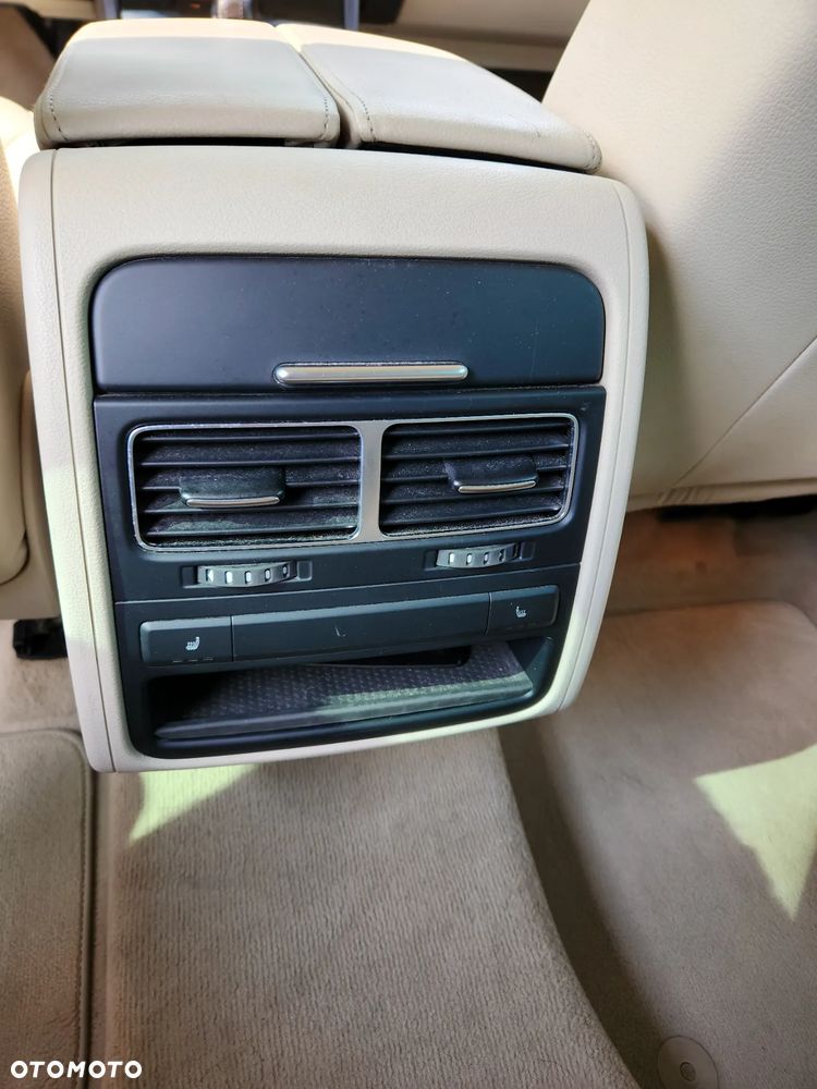 Volkswagen Touareg 3.0 V6 TDI DPF Perfect Tiptr - 12