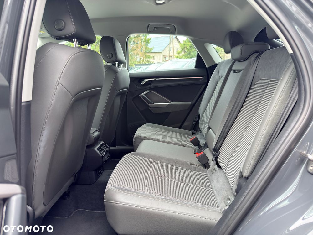 Audi Q3 Sportback 35 TDI S tronic S line - 18