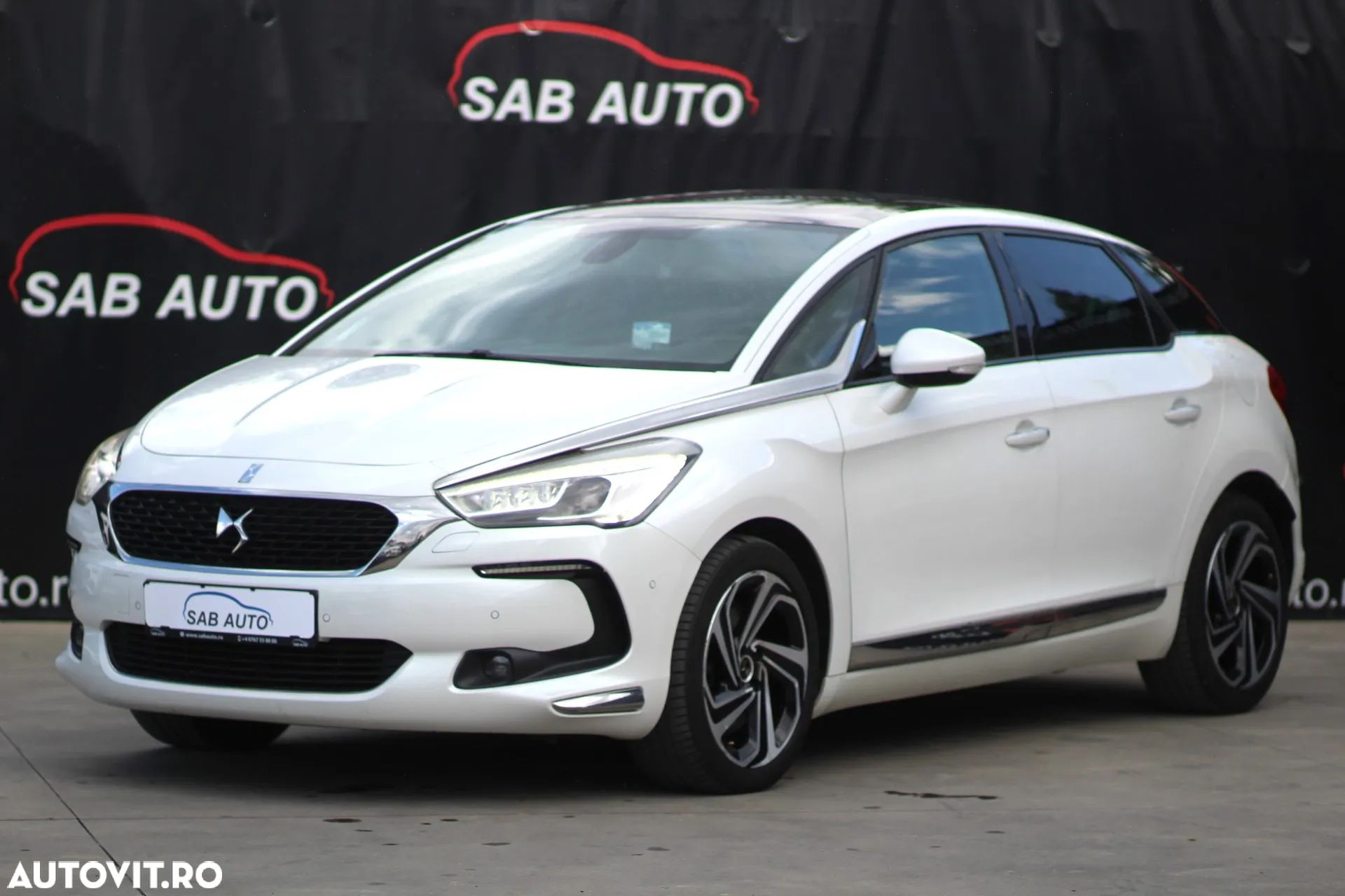 Citroën DS5 BlueHDi 180 Aut. SportChic - 1