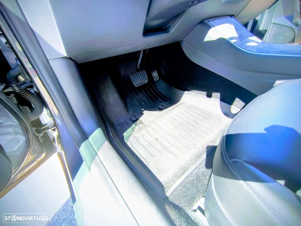 Tesla Model 3 Standard Range Plus RWD - 37