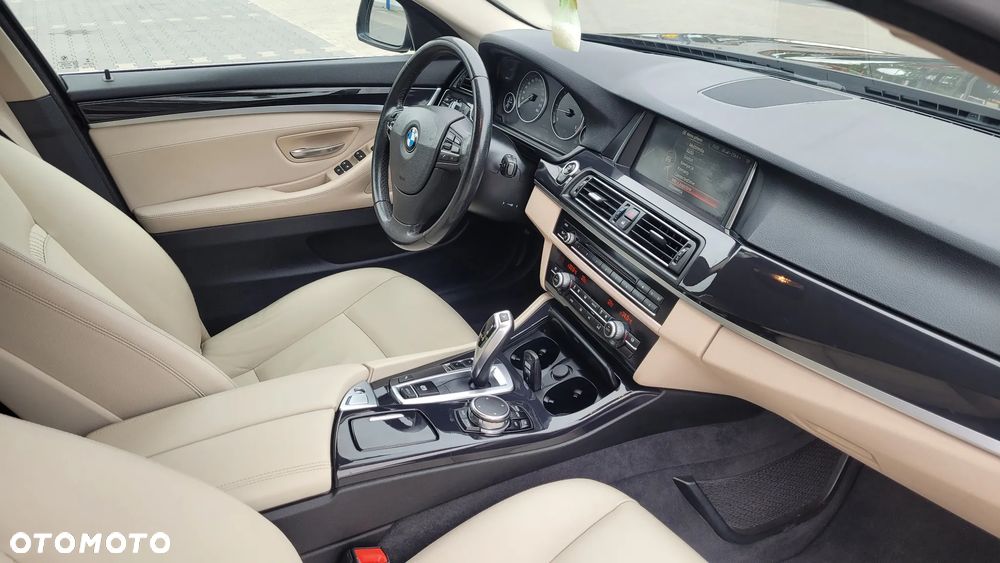 BMW Seria 5 518d - 10