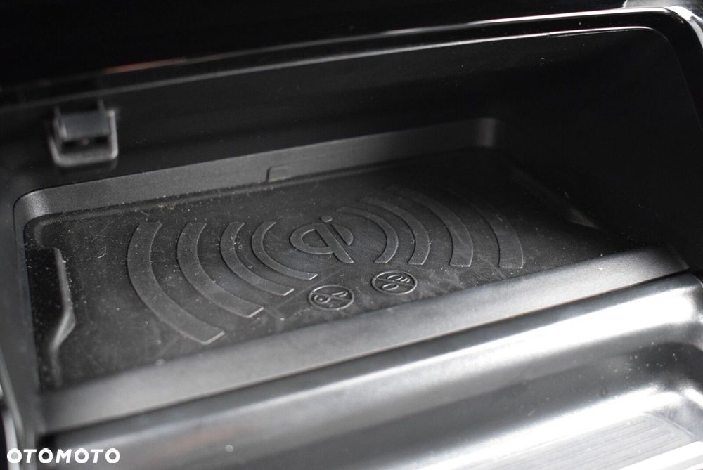 Peugeot 2008 1.2 PureTech Allure S&S EAT8 - 21