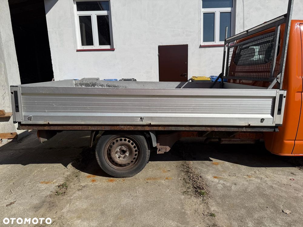 Volkswagen TRANSPORTER T5 - 5