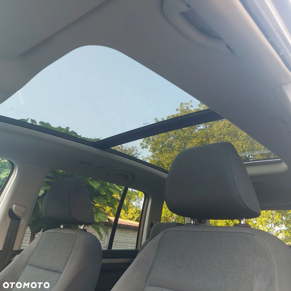 Volkswagen Touran 1.6 TDI DPF Comfortline - 14