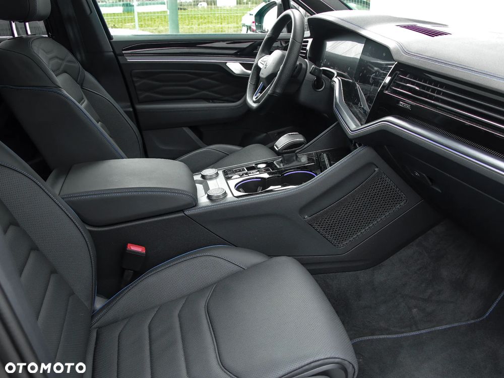 Volkswagen Touareg 3.0 V6 TFSI PHEV 340kW 4Motion R - 14