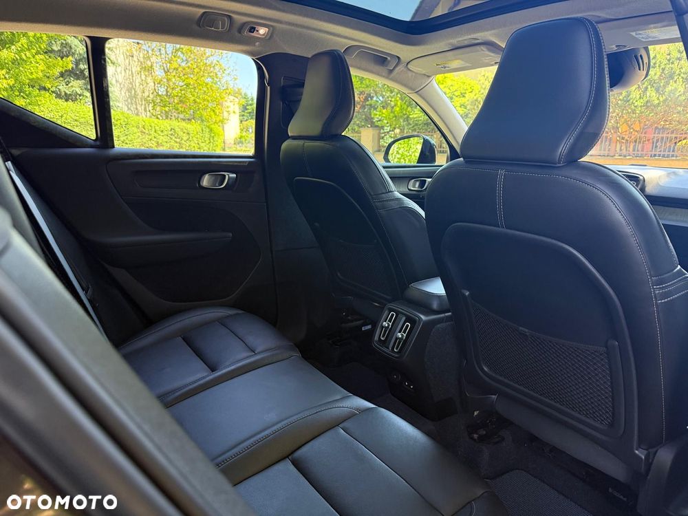Volvo XC 40 T5 AWD R-Design - 30