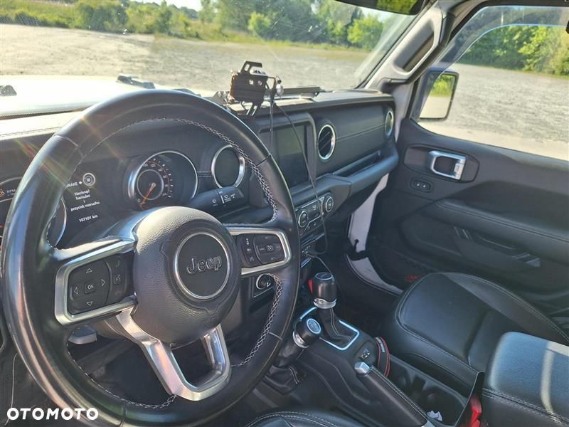 Jeep Gladiator - 12