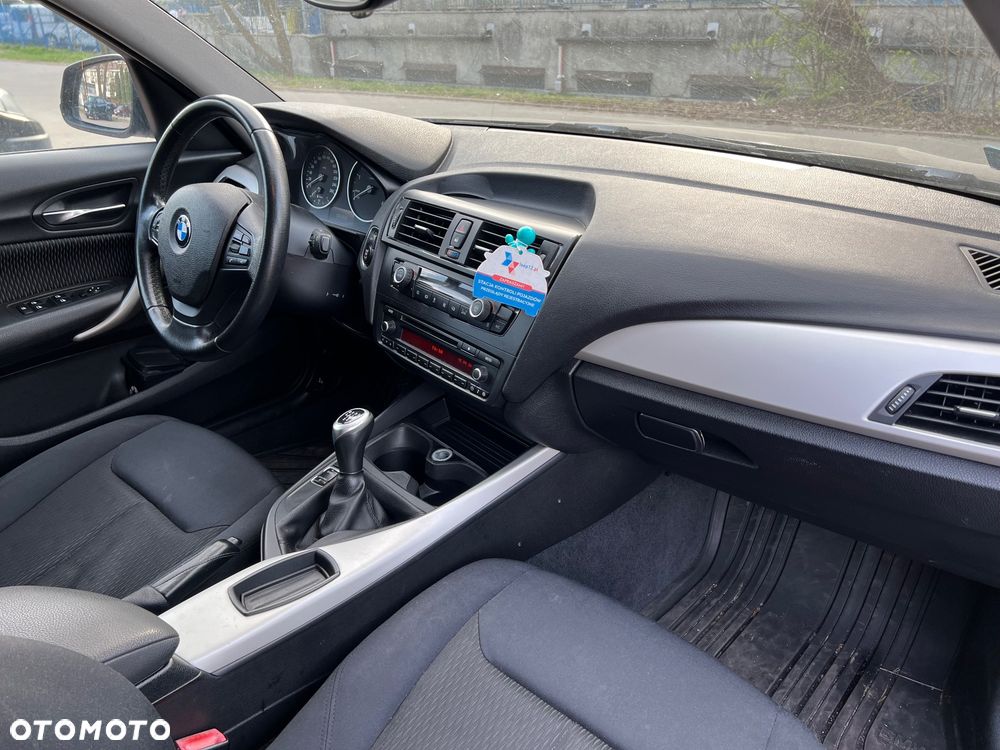 BMW Seria 1 114d - 12