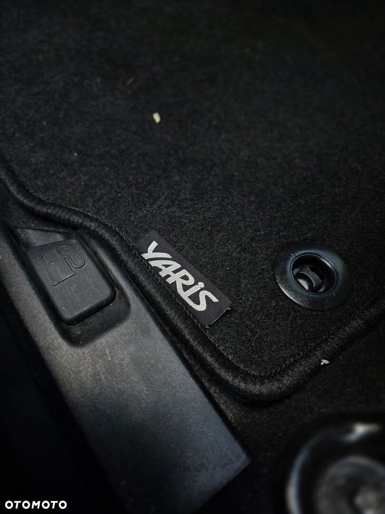 Toyota Yaris - 26