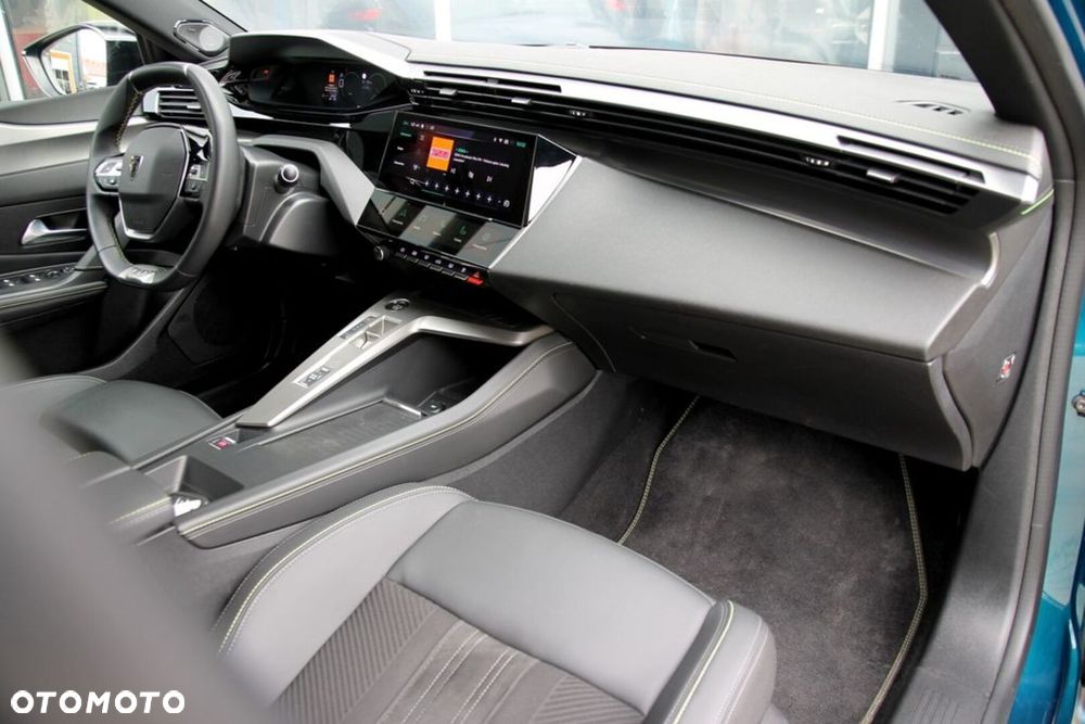 Peugeot 308 1.2 PureTech GT S&S EAT8 - 20