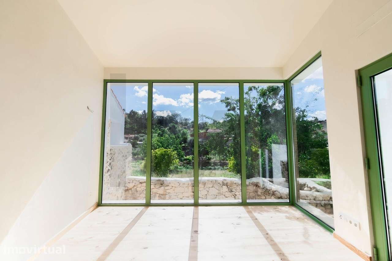 Moradia T1 Nova – Com espaço exterior e cozinha equipada em Carregueir - Grande imagem: 3/36