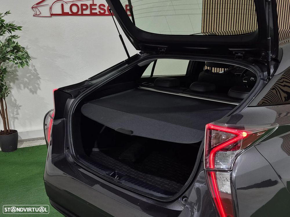 Toyota Prius 1.8 Luxury Pele - 39