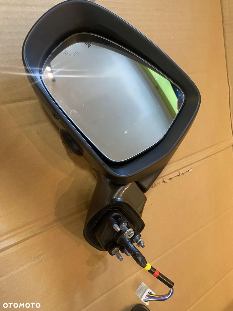 Lusterko Lewe Suzuki SX4 S-CROSS 2022 OE Asystent, Kamera, 13 Pin ZQ6 - 2