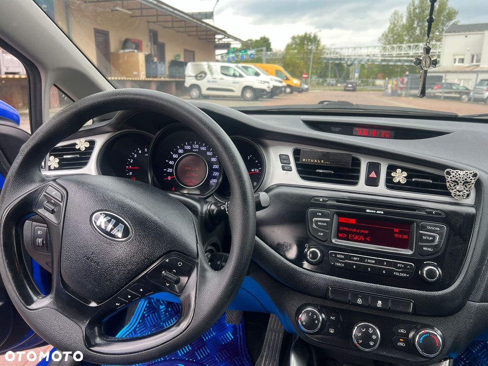 Kia Ceed - 29