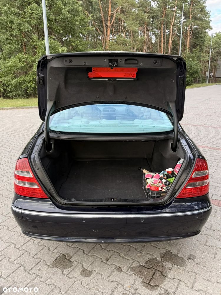 Mercedes-Benz Klasa E 320 Avantgarde - 9