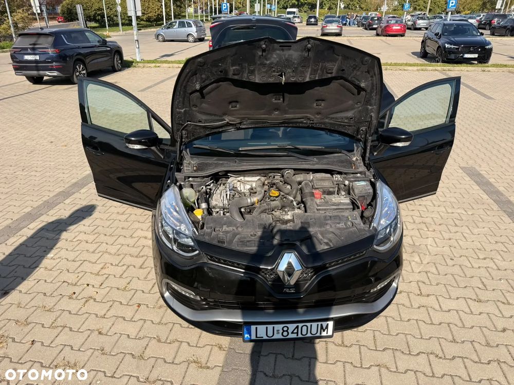 Renault Clio - 17