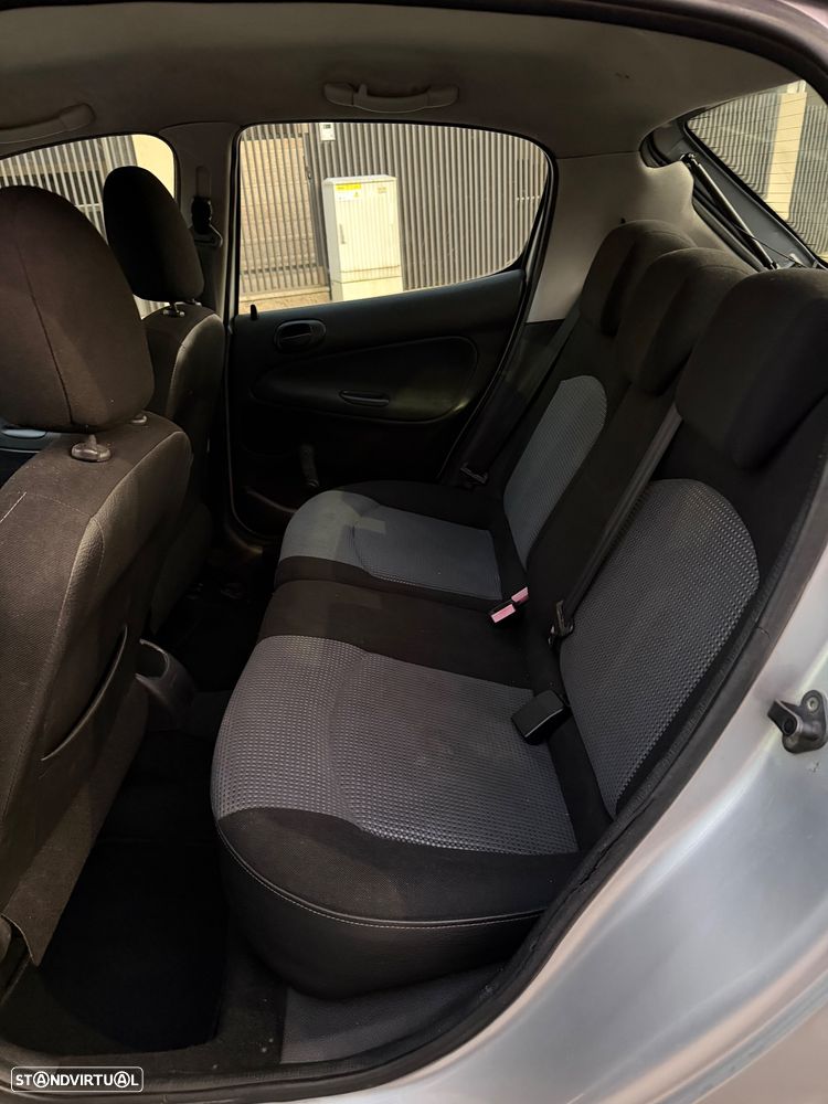 Peugeot 206 1.1 Color Line - 10