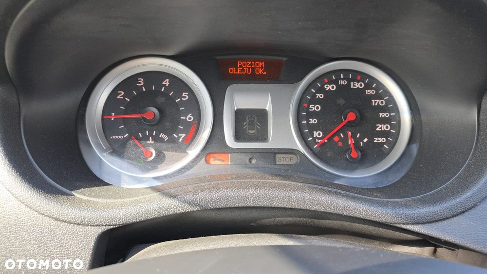 Renault Clio 1.2 16V Expression - 10
