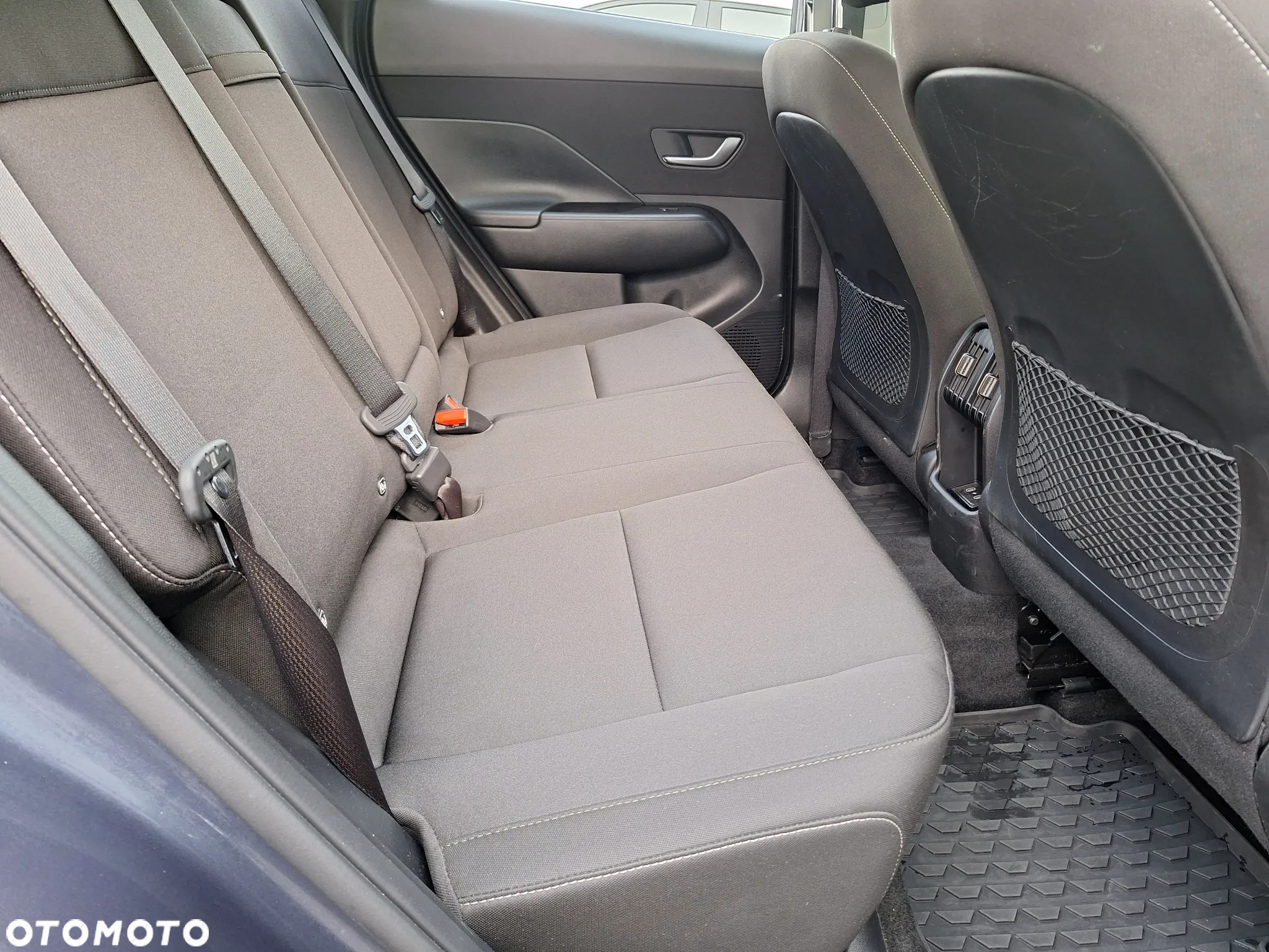 Hyundai Kona - 31