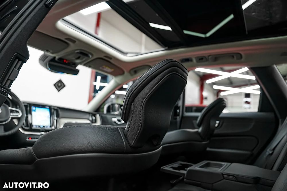 Volvo XC 60 Recharge T6 Twin Engine eAWD Inscription Expression - 16